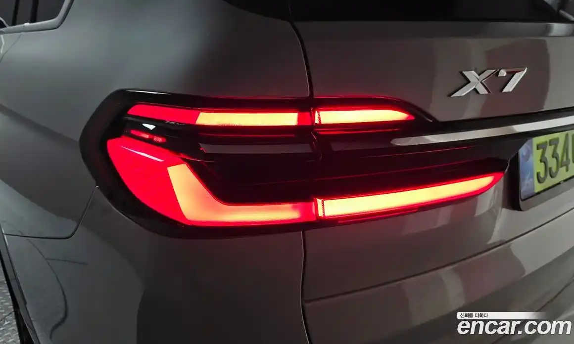 BMW X7 2025 3.0 автомат (гидро), фото 9