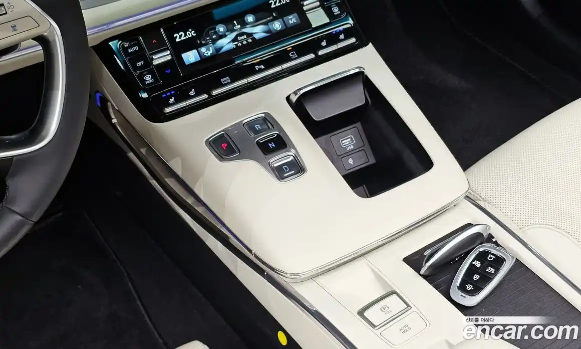 Hyundai Grandeur 2022 2.5 автомат (гидро), фото 12
