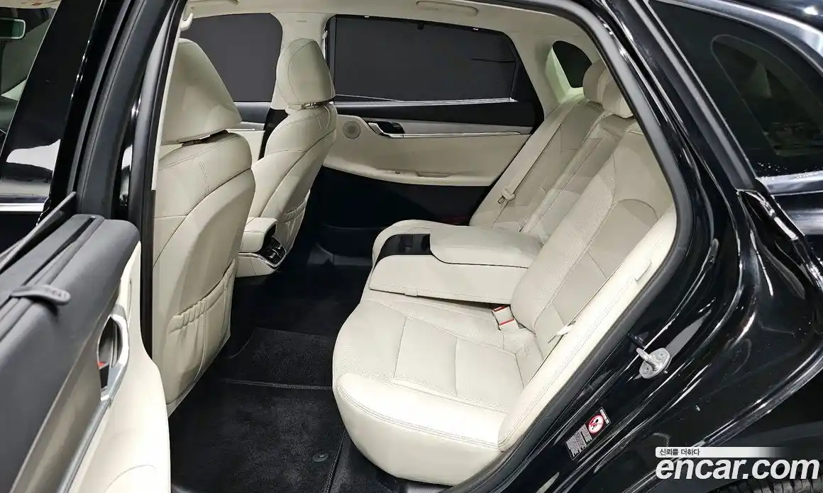Hyundai Grandeur 2022 2.5 автомат (гидро), фото 17