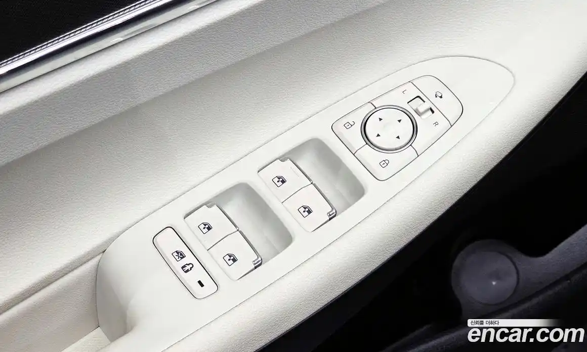 Hyundai Grandeur 2022 2.5 автомат (гидро), фото 25