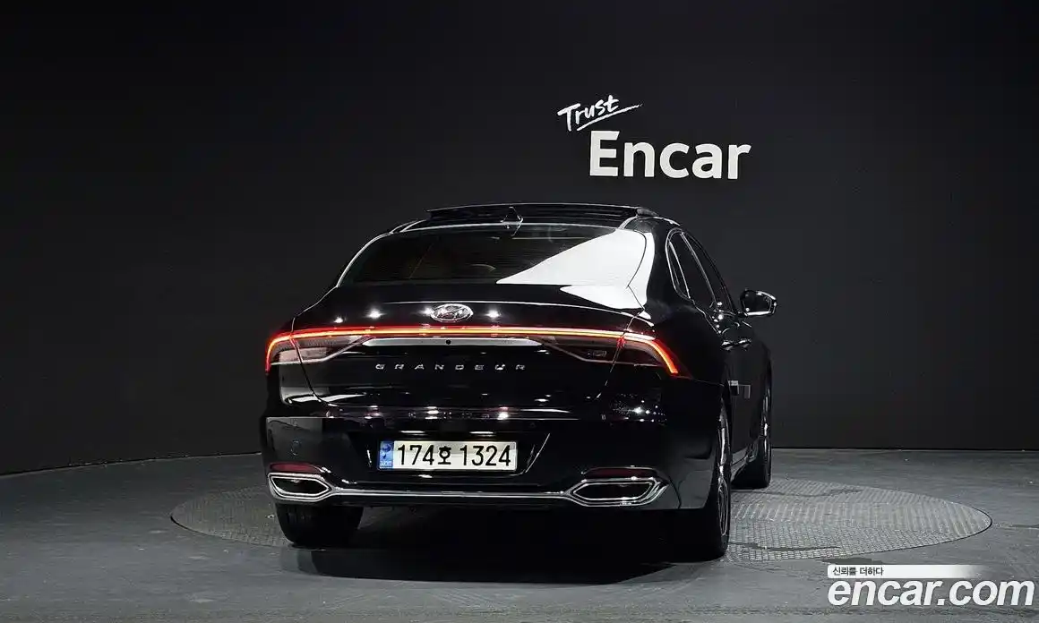 Hyundai Grandeur 2022 2.5 автомат (гидро), фото 4