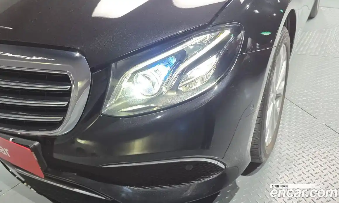 Mercedes-Benz E-Class 2019 2.0 автомат (гидро), фото 8