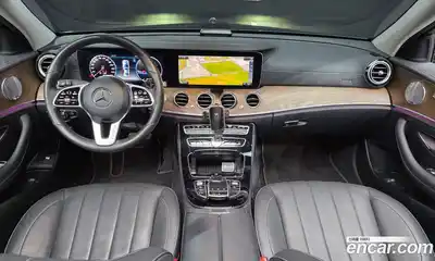 Mercedes-Benz E-Class 2019 2.0 автомат (гидро), миниатюра 10