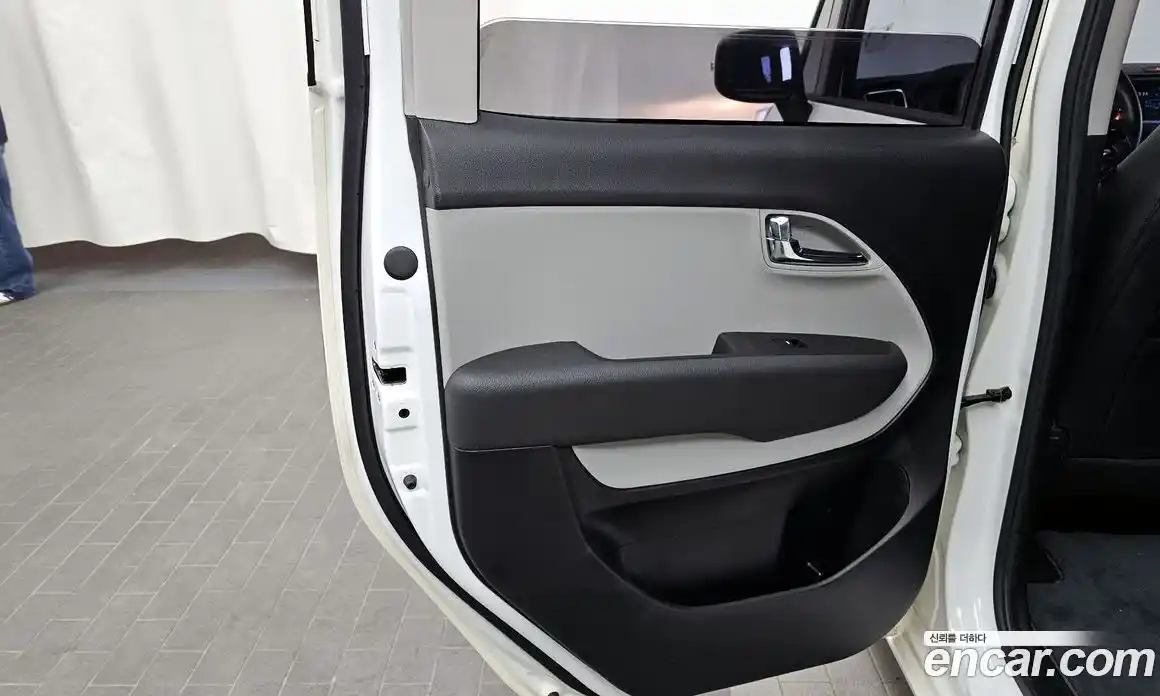 Kia Ray 2015 1.0 автомат (гидро), фото 15