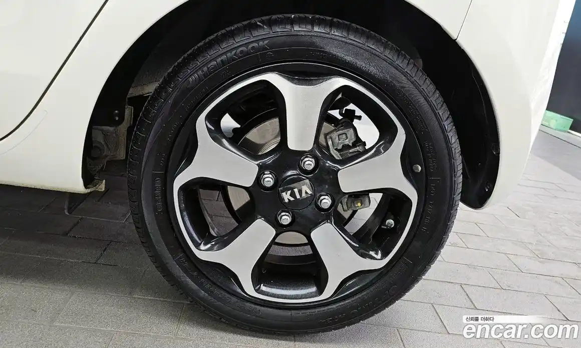 Kia Ray 2015 1.0 автомат (гидро), фото 7