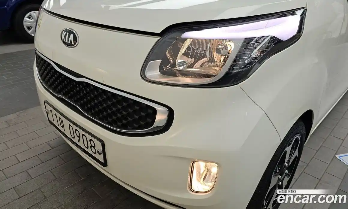 Kia Ray 2015 1.0 автомат (гидро), фото 8