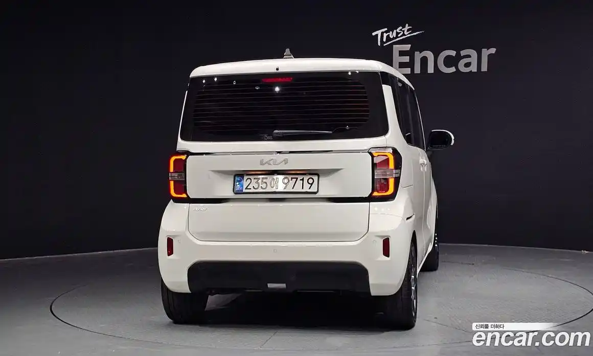 Kia Ray 2024 1.0 автомат (гидро), фото 4