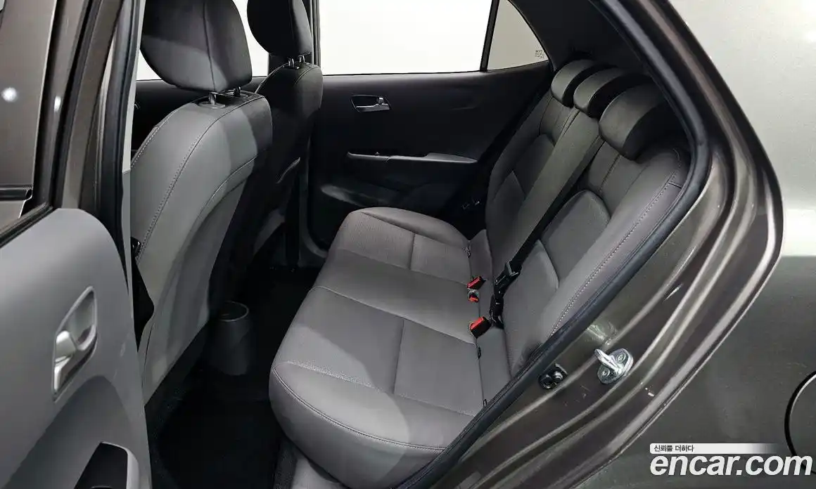 Kia Morning 2021 1.0 автомат (гидро), фото 11