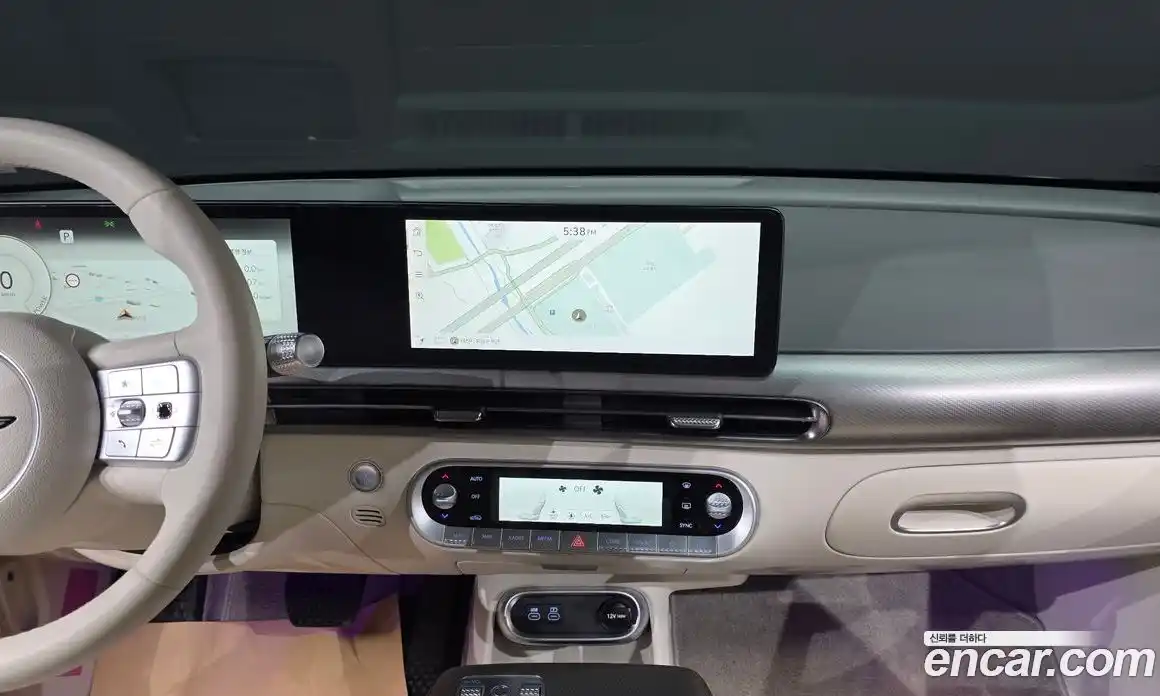 Genesis GV60 2023 0.1 автомат (гидро), фото 20