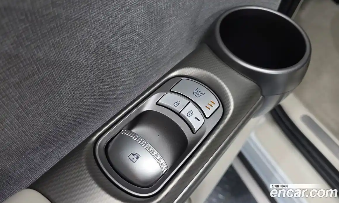 Genesis GV60 2023 0.1 автомат (гидро), фото 28
