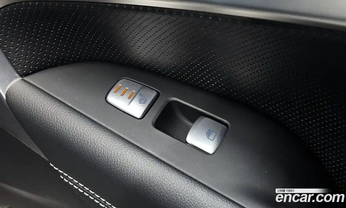 Genesis G70 2019 2.0 автомат (гидро), фото 22