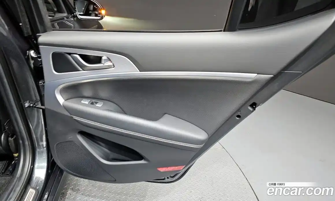 Genesis G70 2019 2.0 автомат (гидро), фото 26