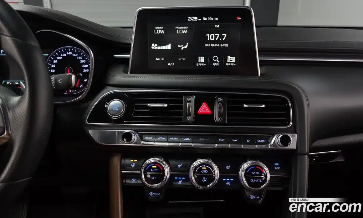 Genesis G70 2020 2.0 автомат (гидро), фото 24