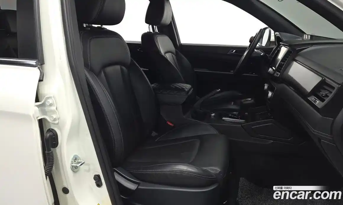 SsangYong Rexton 2020 2.2 автомат (гидро), фото 18