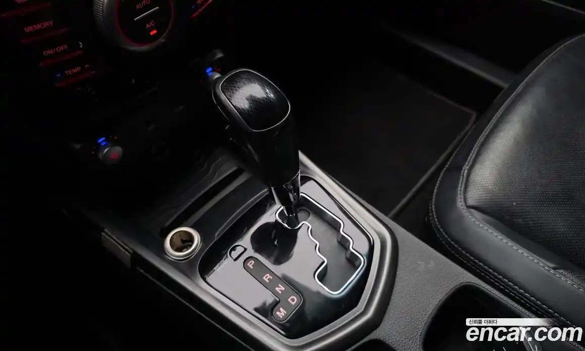 SsangYong TIBOLI 2016 1.6 автомат (гидро), фото 12