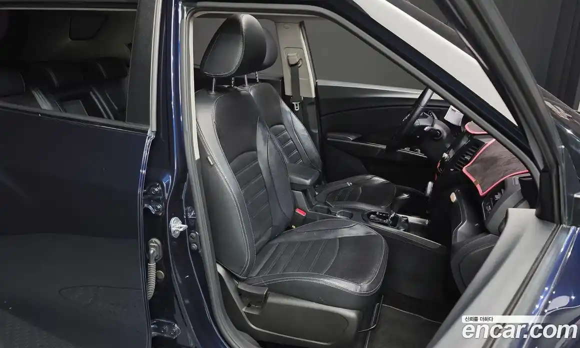 SsangYong TIBOLI 2016 1.6 автомат (гидро), фото 17