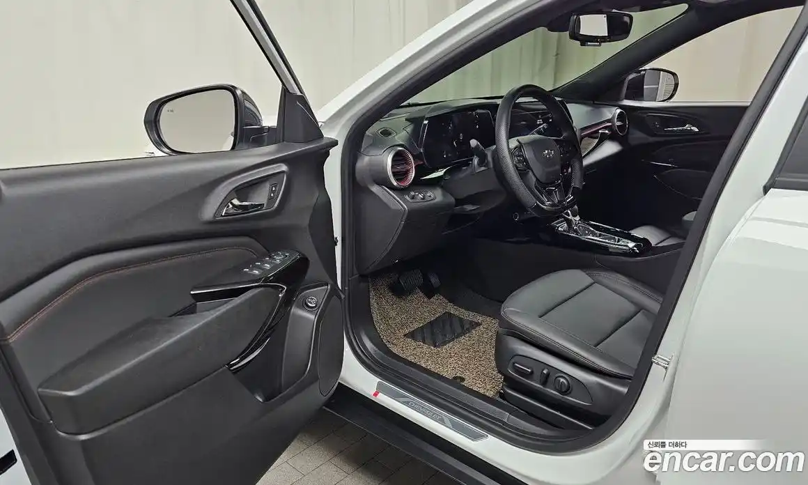 Chevrolet Trax 2023 1.2 автомат (гидро), фото 13