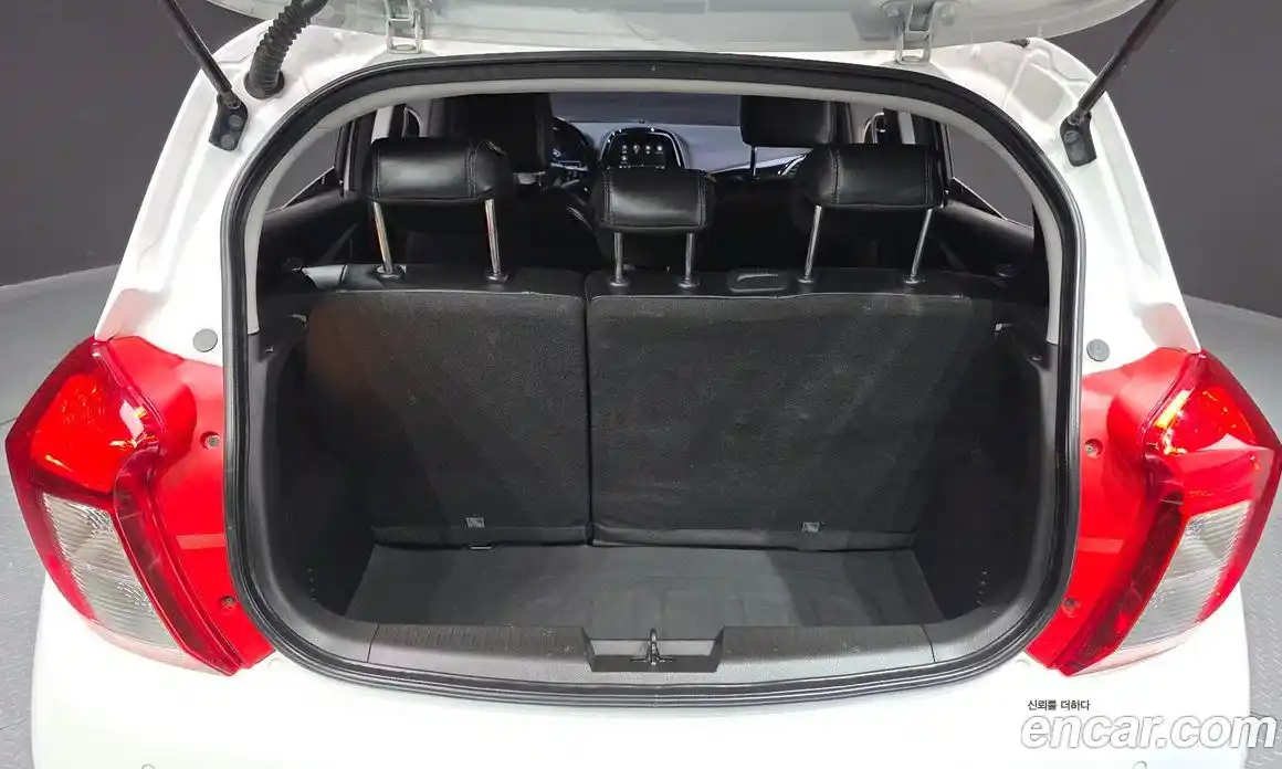 Chevrolet Spark 2019 1.0 автомат (гидро), фото 26