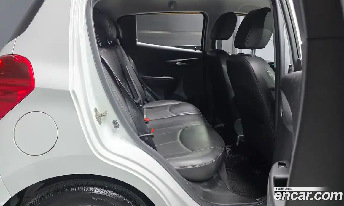Chevrolet Spark 2015 1.0 автомат (гидро), фото 18