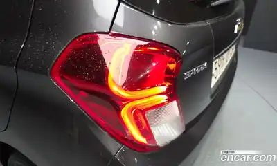 Chevrolet Spark 2016 1.0 автомат (гидро), миниатюра 9