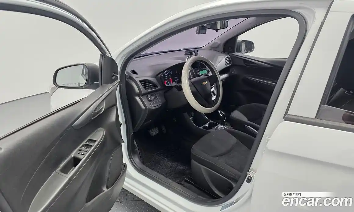 Chevrolet Spark 2016 1.0 автомат (гидро), фото 13