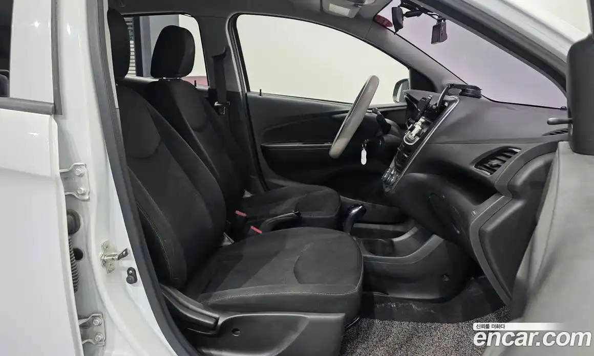 Chevrolet Spark 2016 1.0 автомат (гидро), фото 17