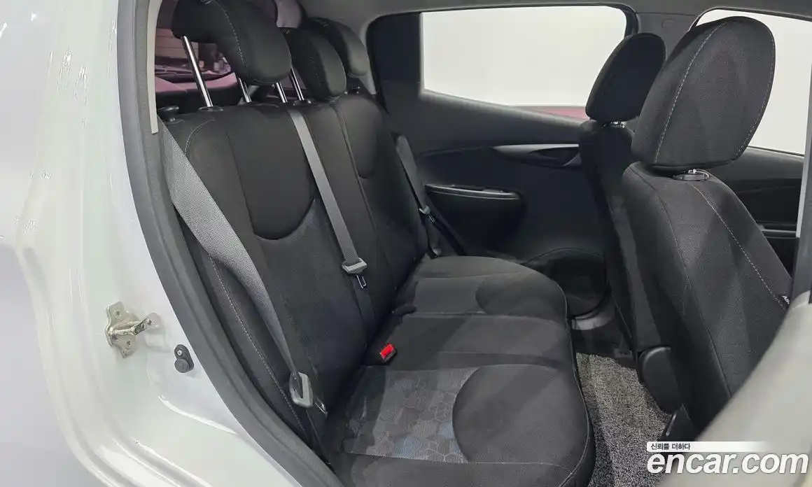 Chevrolet Spark 2016 1.0 автомат (гидро), фото 18
