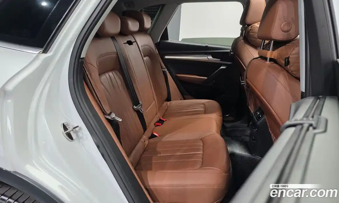 Audi Q5 2023 2.0 автомат (гидро), фото 18