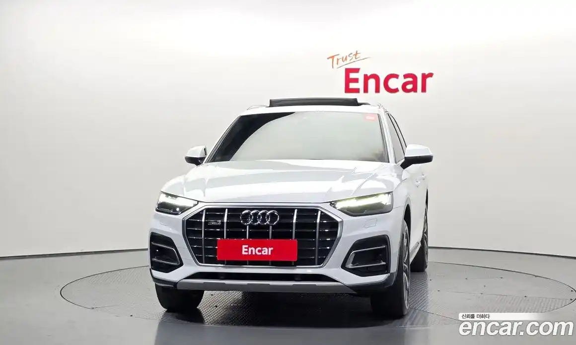 Audi Q5 2023 2.0 автомат (гидро), фото 3