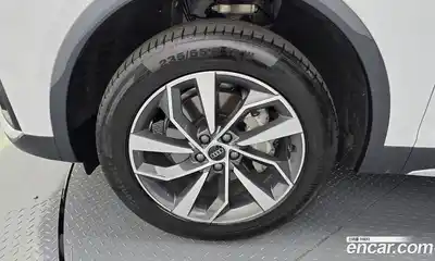 Audi Q5 2023 2.0 автомат (гидро), миниатюра 5