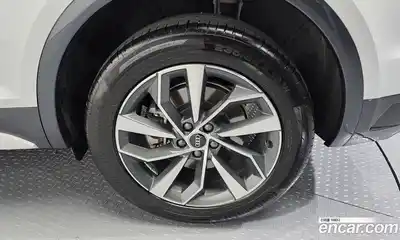 Audi Q5 2023 2.0 автомат (гидро), миниатюра 7