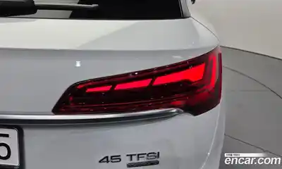 Audi Q5 2023 2.0 автомат (гидро), миниатюра 9