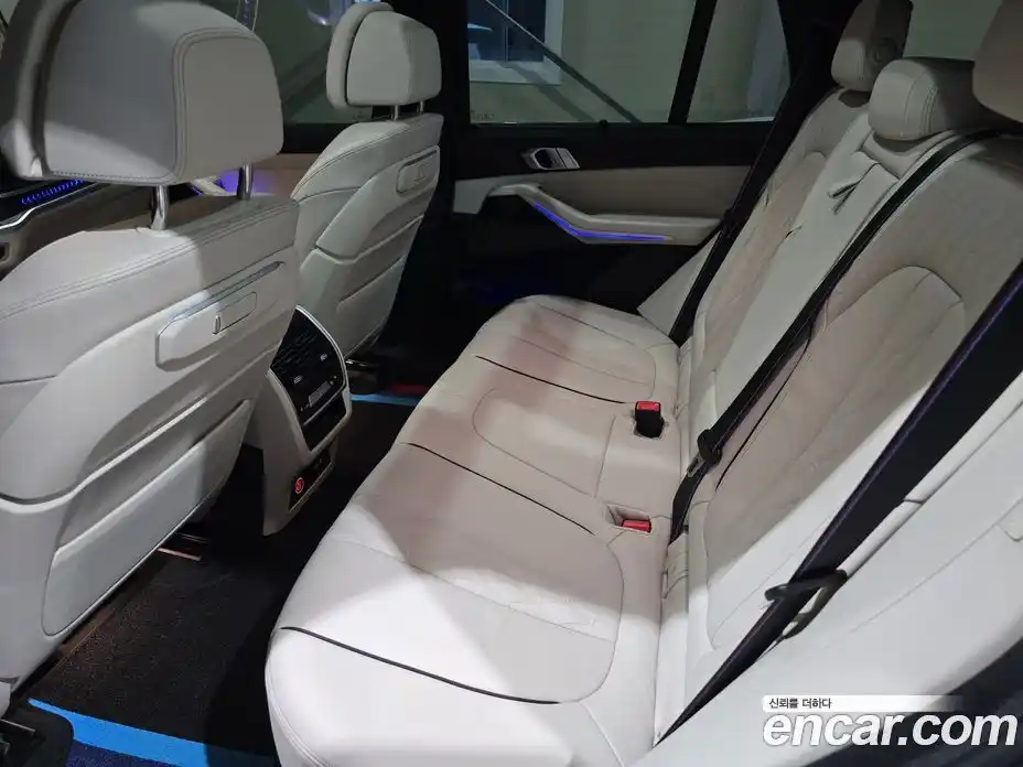BMW X5 2025 3.0 автомат (гидро), фото 13