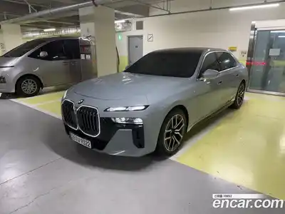 BMW 7 серия, 2024, 22 000 км