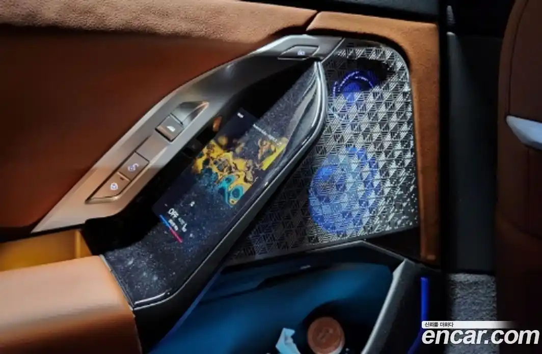 BMW 7 серия 2024 3.0 автомат (гидро), фото 15