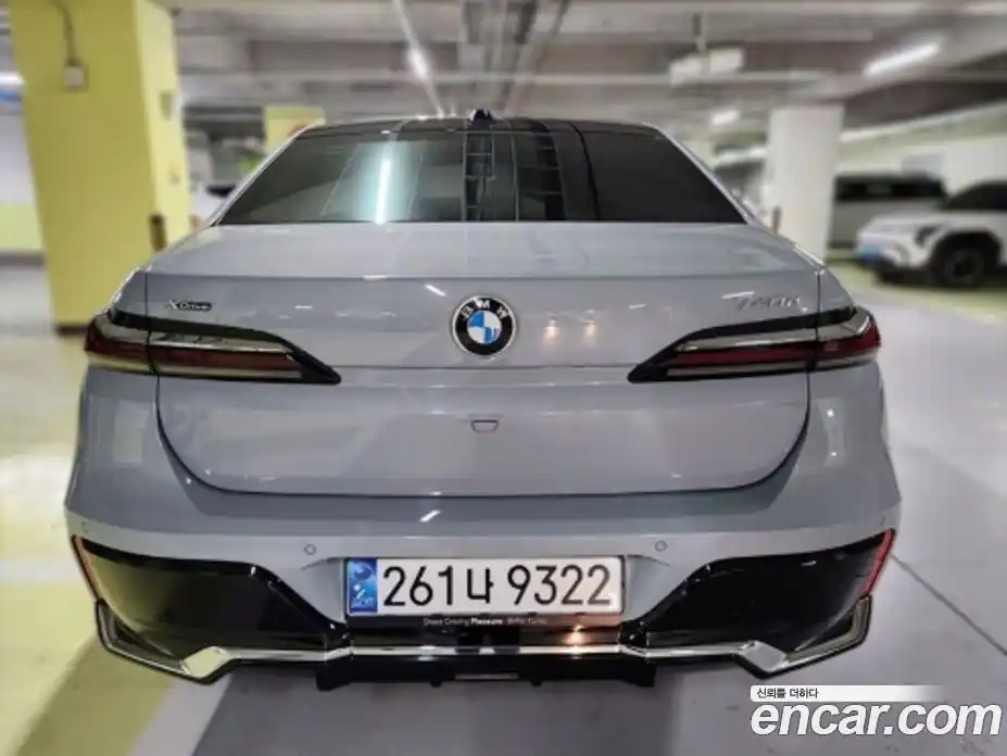 BMW 7 серия 2024 3.0 автомат (гидро), фото 4