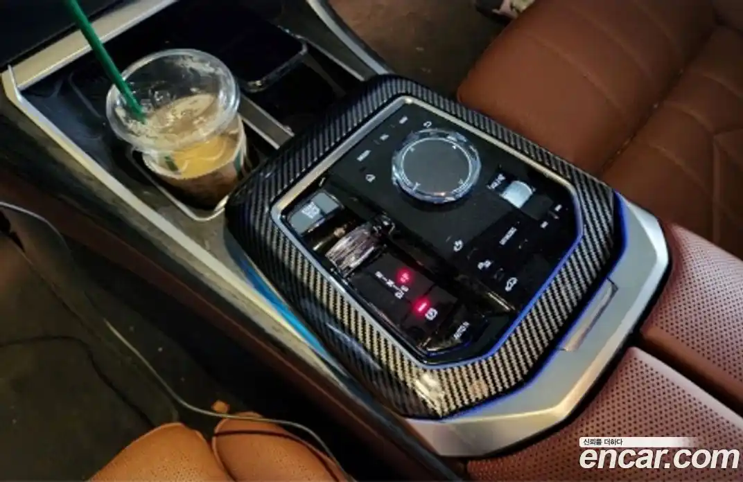 BMW 7 серия 2024 3.0 автомат (гидро), фото 9