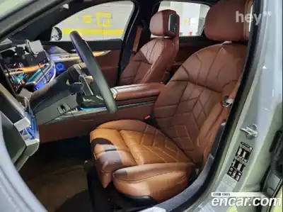 BMW 7 серия 2024 3.0 автомат (гидро), миниатюра 10