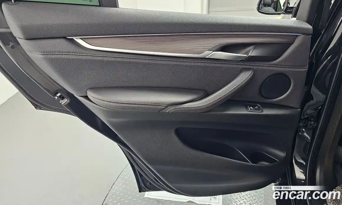 BMW X5 2018 2.0 автомат (гидро), фото 15