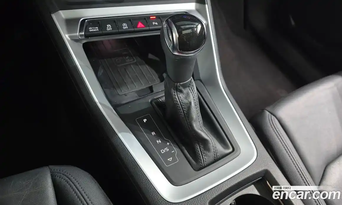 Audi Q3 2020 2.0 автомат (гидро), фото 12