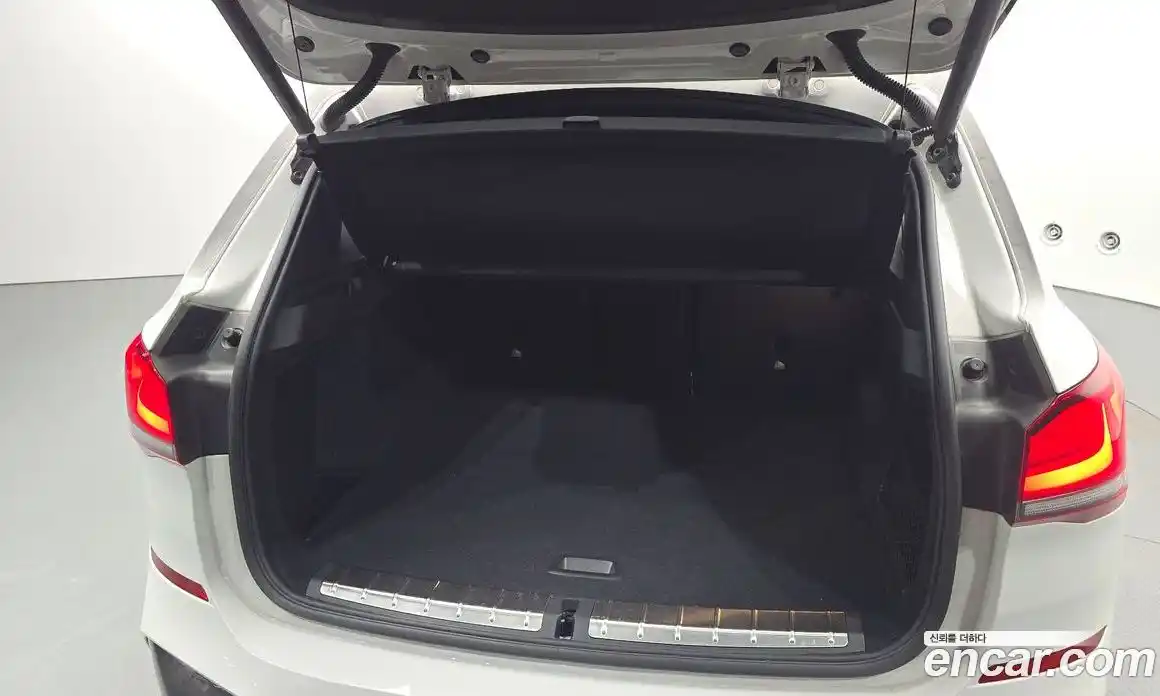 BMW X1 2019 2.0 автомат (гидро), фото 20