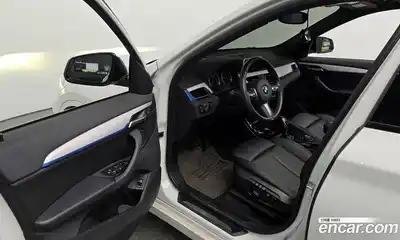 BMW X1 2019 2.0 автомат (гидро), миниатюра 10