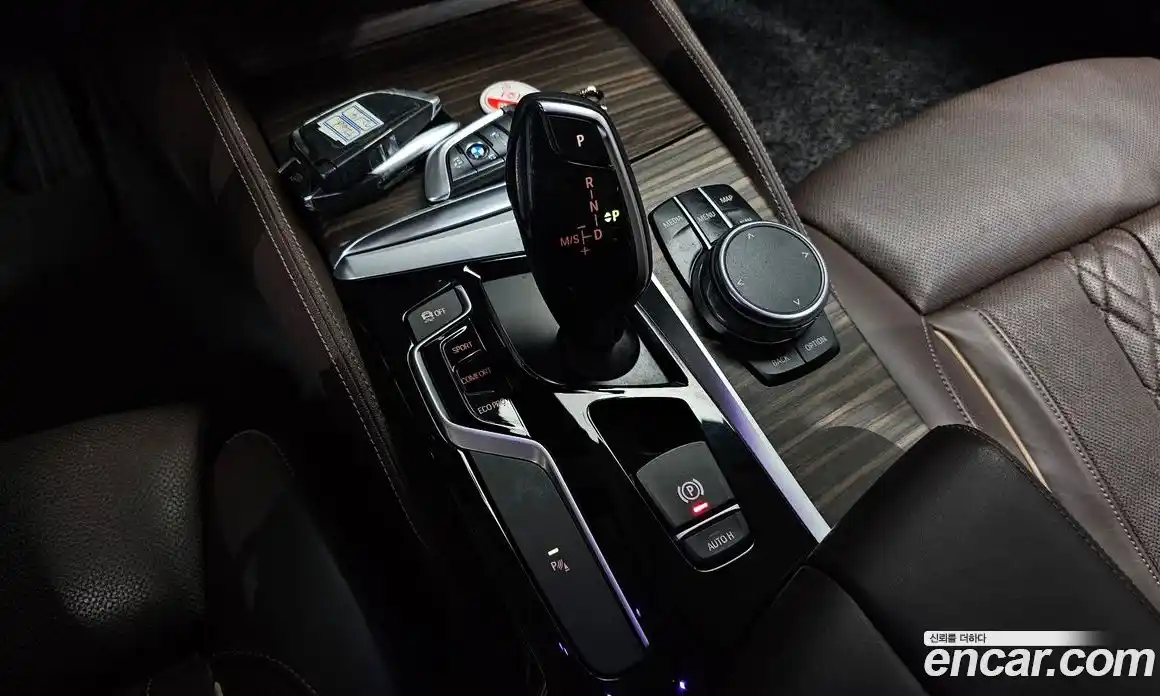 BMW 5 серия 2018 2.0 автомат (гидро), фото 11