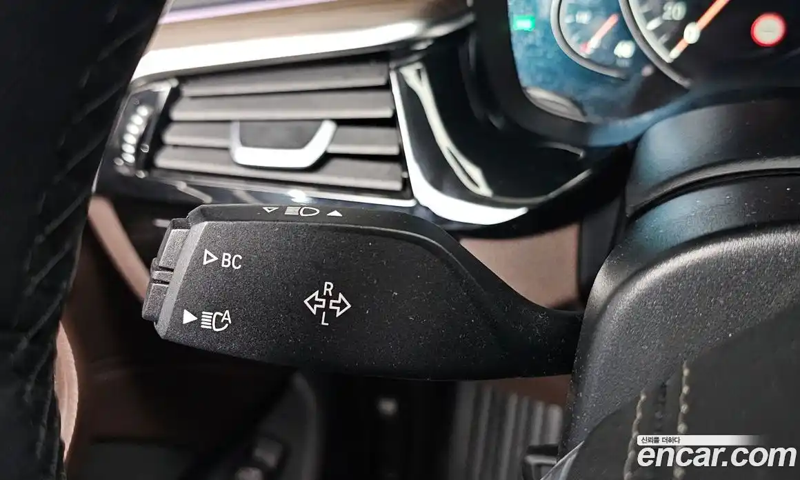 BMW 5 серия 2018 2.0 автомат (гидро), фото 29