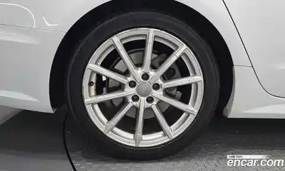 Audi A6 2015 2.0 автомат (гидро), миниатюра 5