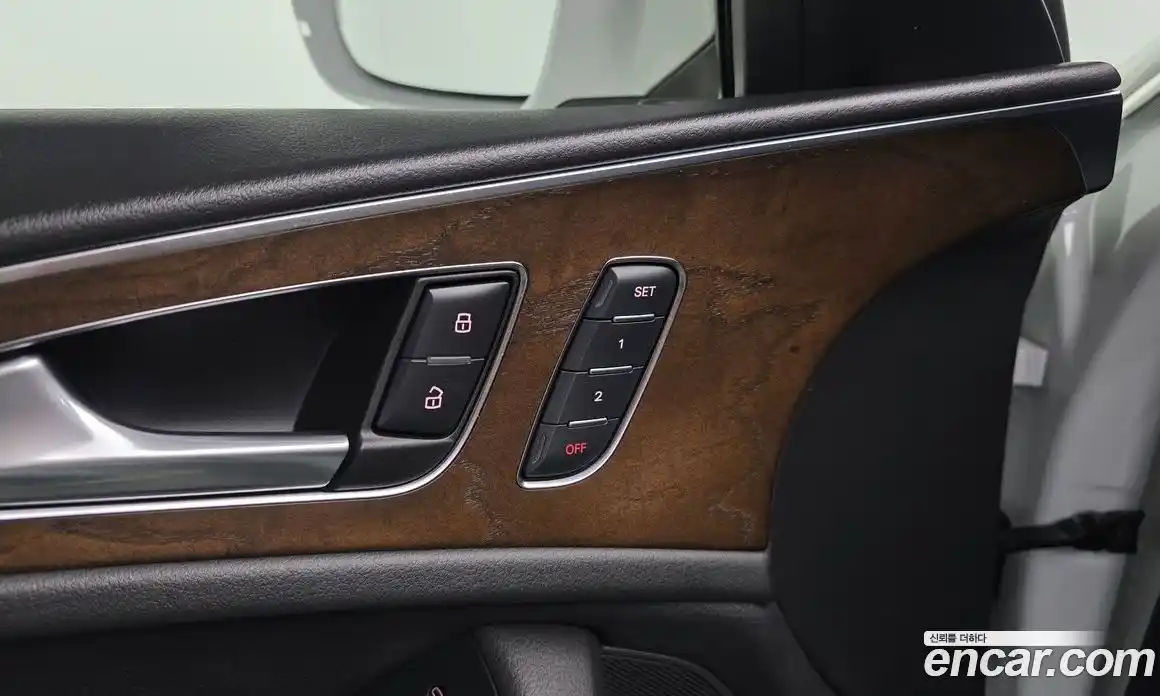 Audi A6 2015 2.0 автомат (гидро), фото 17