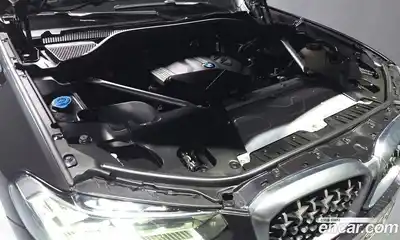 BMW X4 2022 2.0 автомат (гидро), миниатюра 6