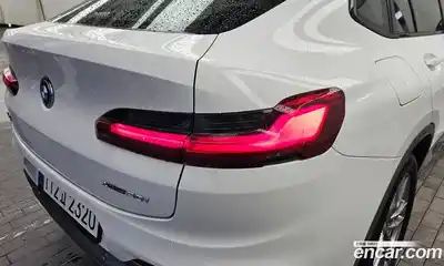 BMW X4 2021 2.0 автомат (гидро), миниатюра 9