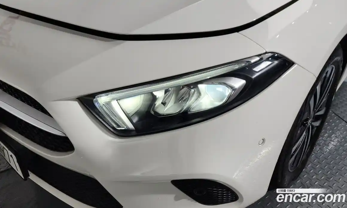 Mercedes-Benz A-Class 2022 2.0 гидро, фото 8 Mercedes-Benz A-Class 2022 2.0 гидро, фото 8