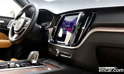 Volvo V60 2022 2.0 автомат (гидро), миниатюра 11